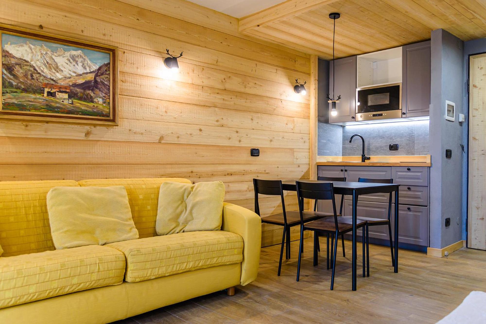 Zona Portici Apartment *