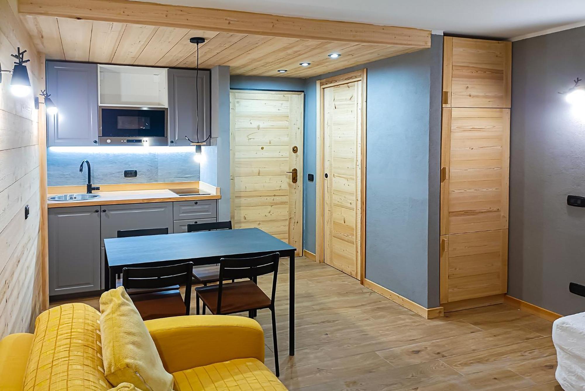 Zona Portici Apartment