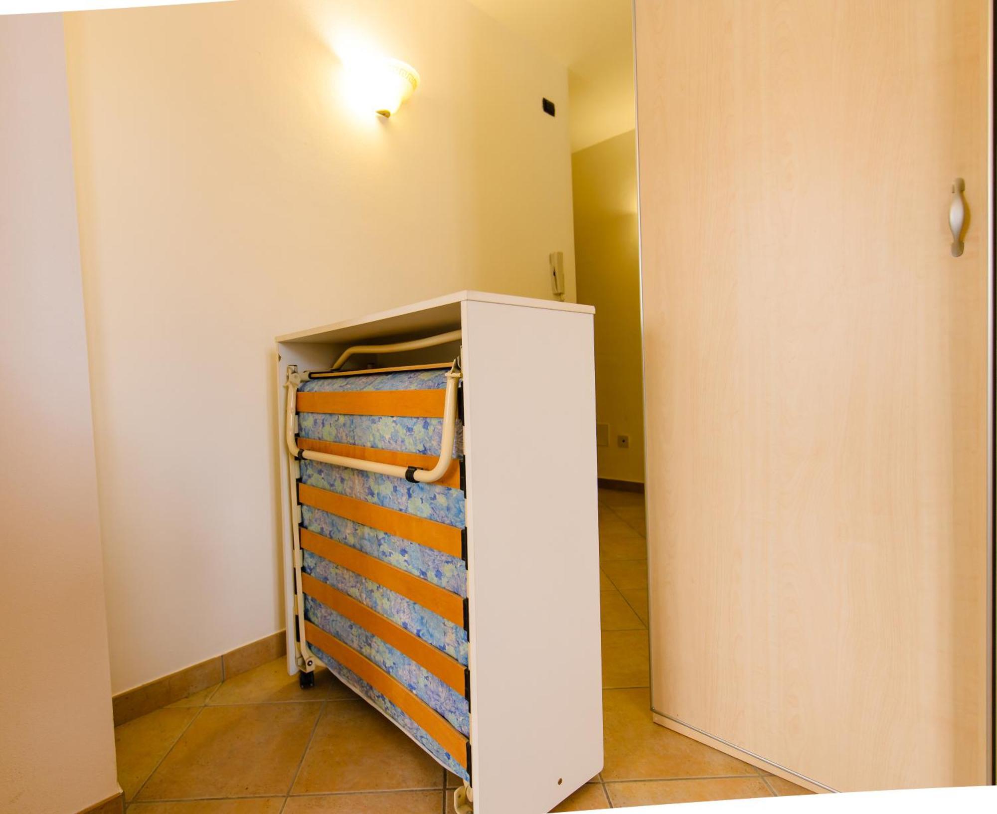Zona Portici Apartment *